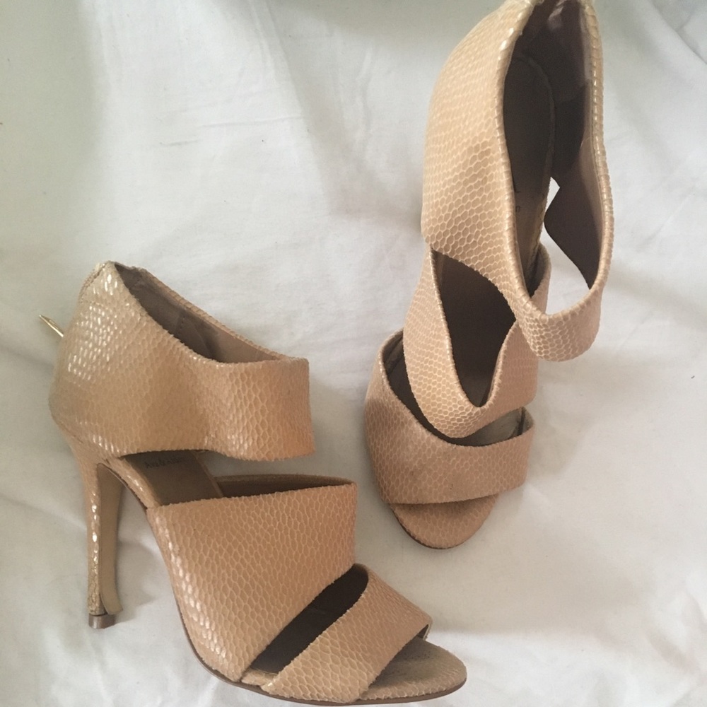 Ava & Aiden Stiletto Strappy Heel